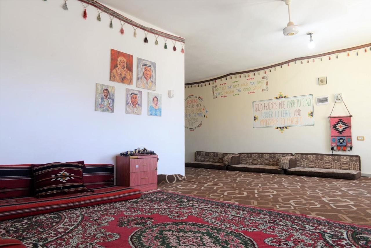Al Hayy Happy Bedouin House Petra B&B 외부 사진