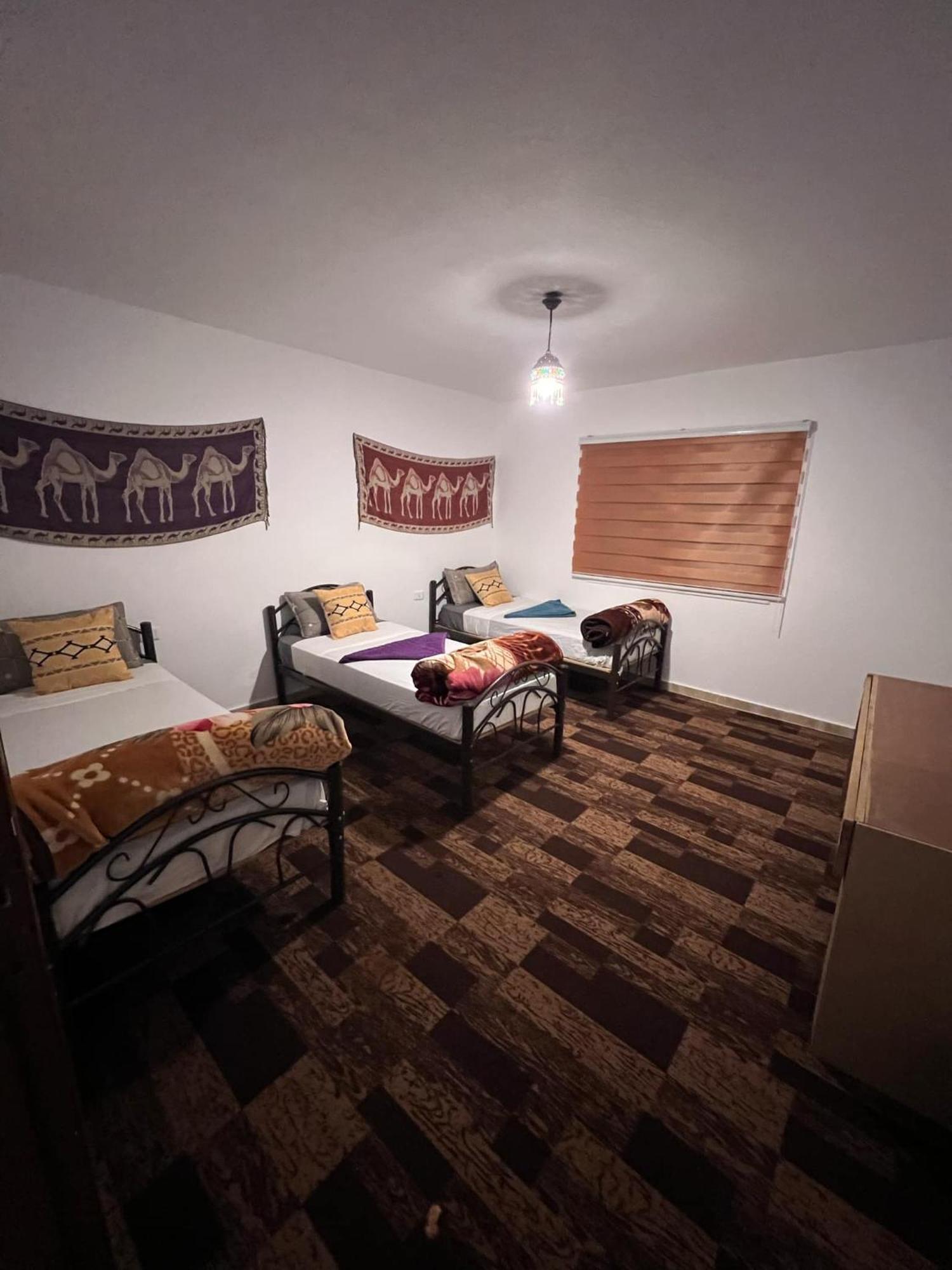 Al Hayy Happy Bedouin House Petra B&B 외부 사진